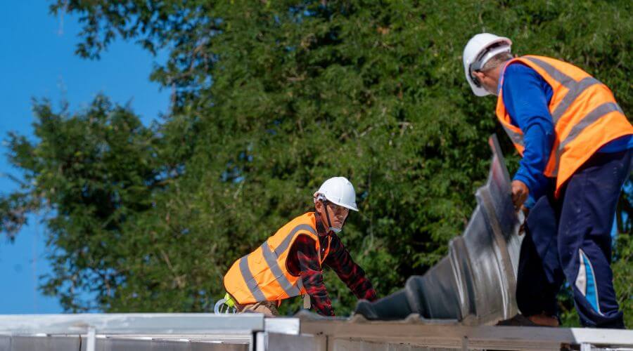 Professional gutter cleaning in Newmanstown, PA